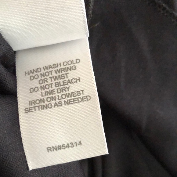 Premier Amour Chic Black Dress - Picture 10 of 11